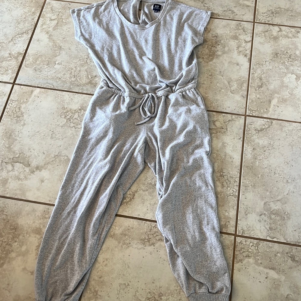 Gap maternity medium jumpsuit